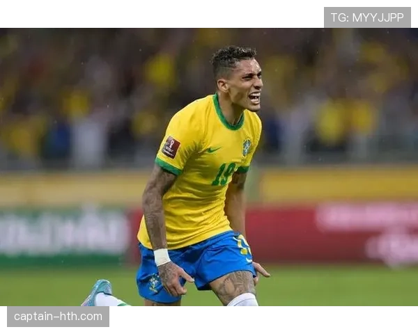 拉菲尼亚崛起,内马尔渐退:巴西足球新时代领军者格局初现 拉菲尼亚崛起,内马尔渐退:巴西足球新时代领军者格局初现