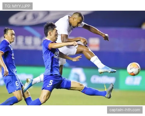 琼阿梅尼点球失误争议:关键战心理素质与技术稳定性分析 琼阿梅尼点球失误争议:关键战心理素质与技术稳定性分析