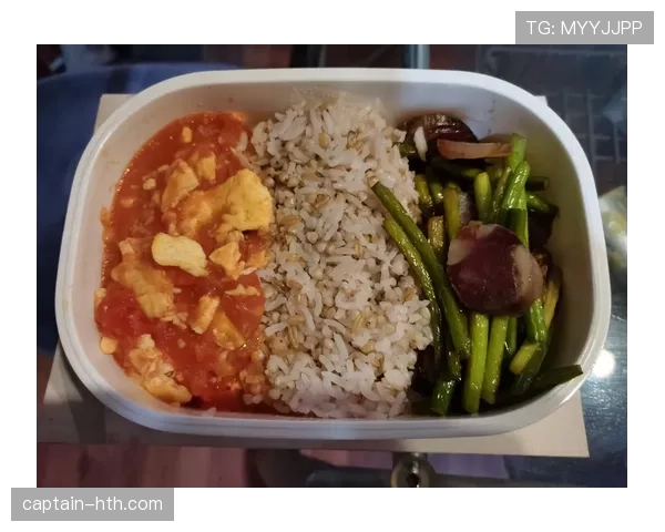 易建联家里到底藏着多少亿？朋友圈敢晒普通人想象不到的奢华午餐！